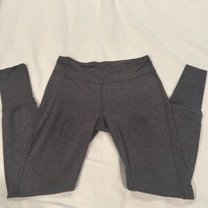 Grey women’s under armor cold weather cold weather leggings medium